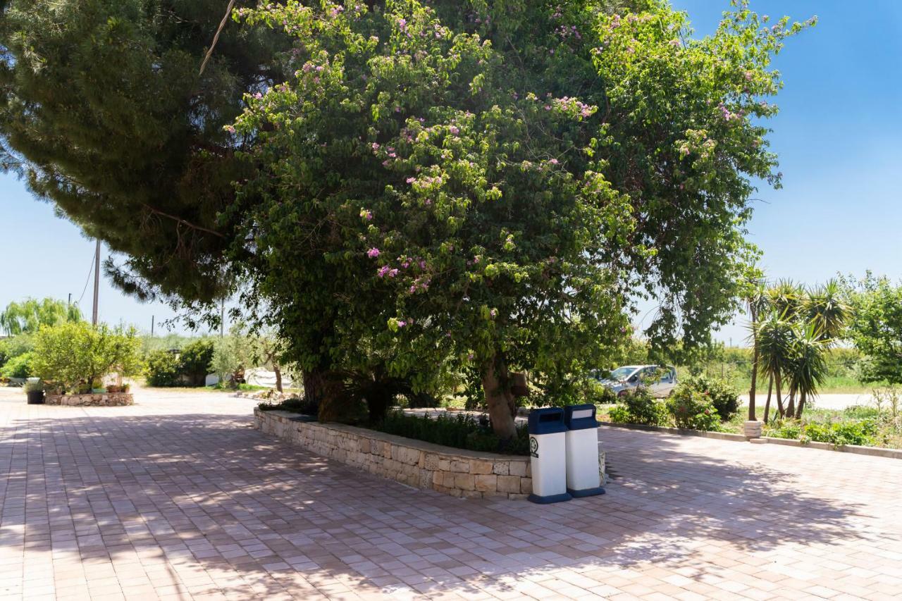 Agriturismo Biologico Sant'Andrea Castellaneta Marina Exterior foto